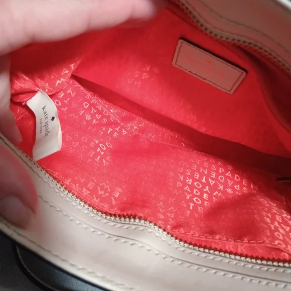 Kate Spade Ivory Leather Crossbody Monford Park Smooth Angelica with Booklet - Picture 6 of 13